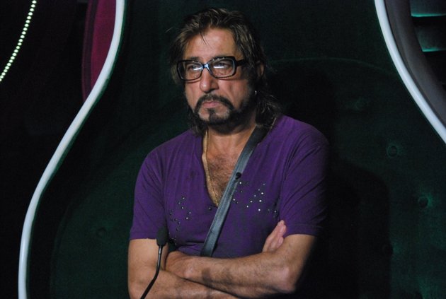 Shakti-Kapoor-in-Confession-Room-1