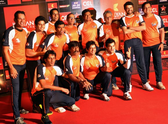 CCL-team-mohanlal.jpg