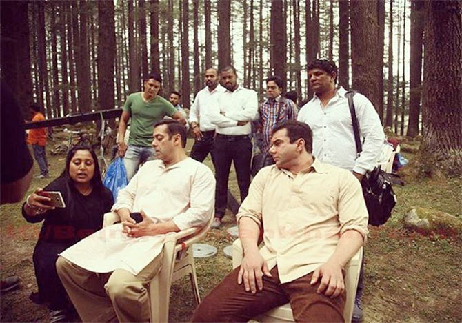 Salman Tubelight photos sohail Salman