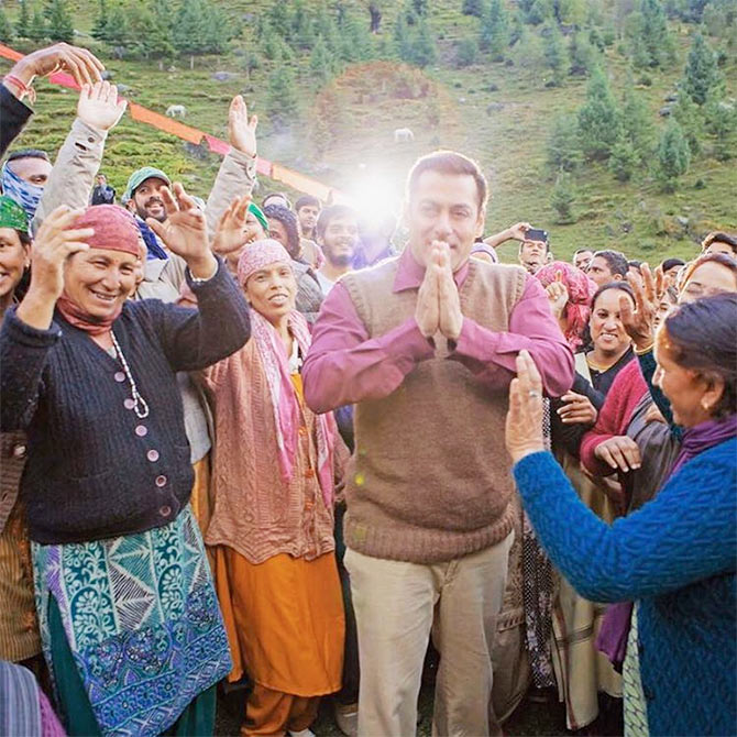 Salman Tubelight photos villiage Salman
