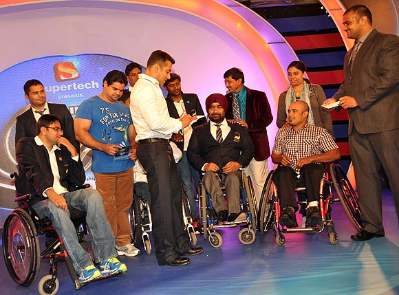 Salman super idols 1