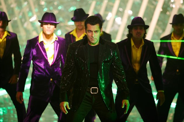 salman bodyguard dancing salman bodyguard dancing