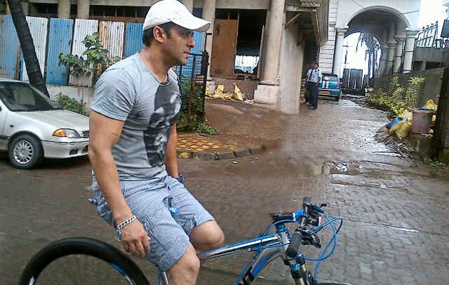 salman cycling